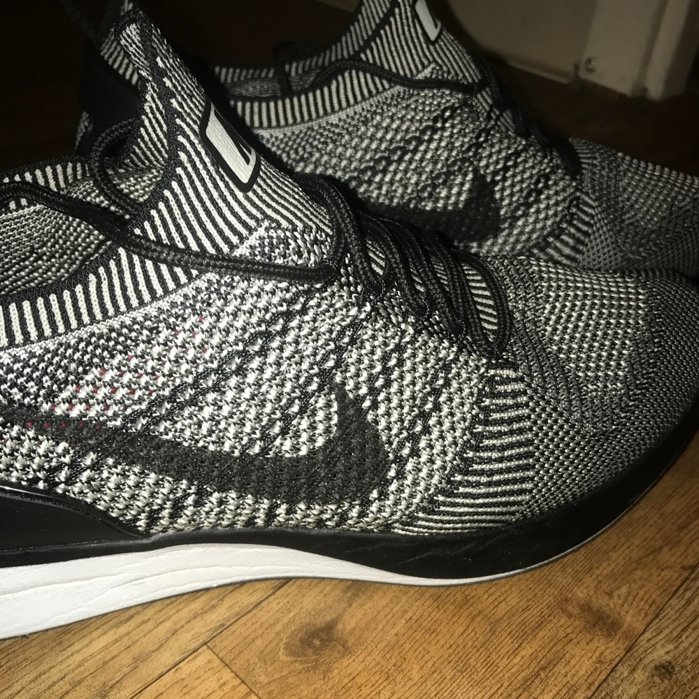 Nike Air zoom Mariah flyknit racer